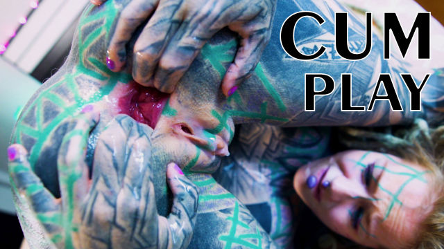 TATTOO ANAL gape loving girl CUMPLAY